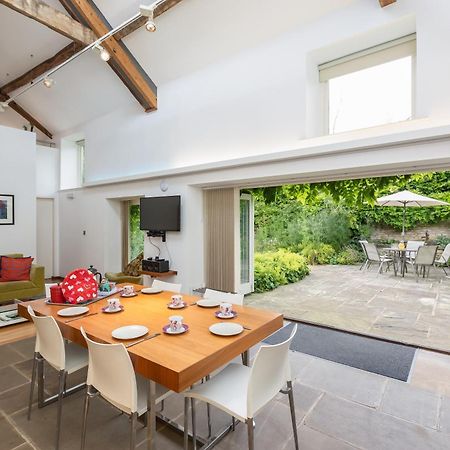 Noelle'S Cottages, The Barn 피커링 외부 사진
